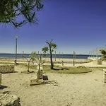 Strandhaus Mit Pool In Meeresnaehe By Interhome *