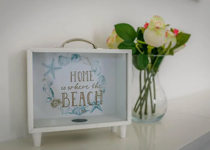 Strandhaus Mit Pool In Meeresnaehe By Interhome *